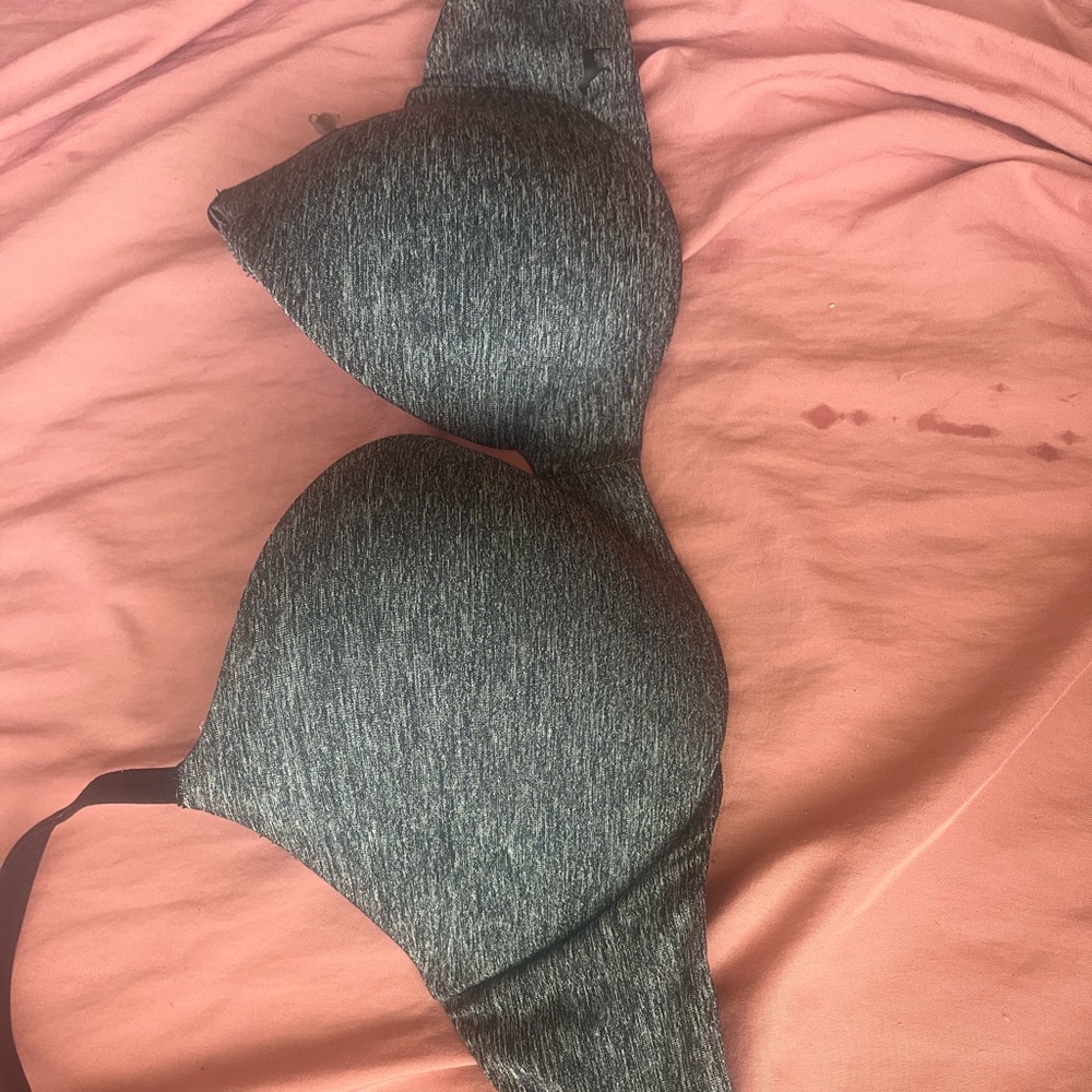 Victoria’s Secret Pink bra 34C Push up
